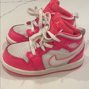 Jordan 1 Mid Hyper Pink White (TD)
